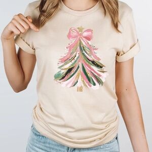 Ivory Christmas Tree Graphic Tee